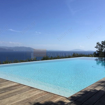 Πισίνα - θέα . Swimming pool - View 